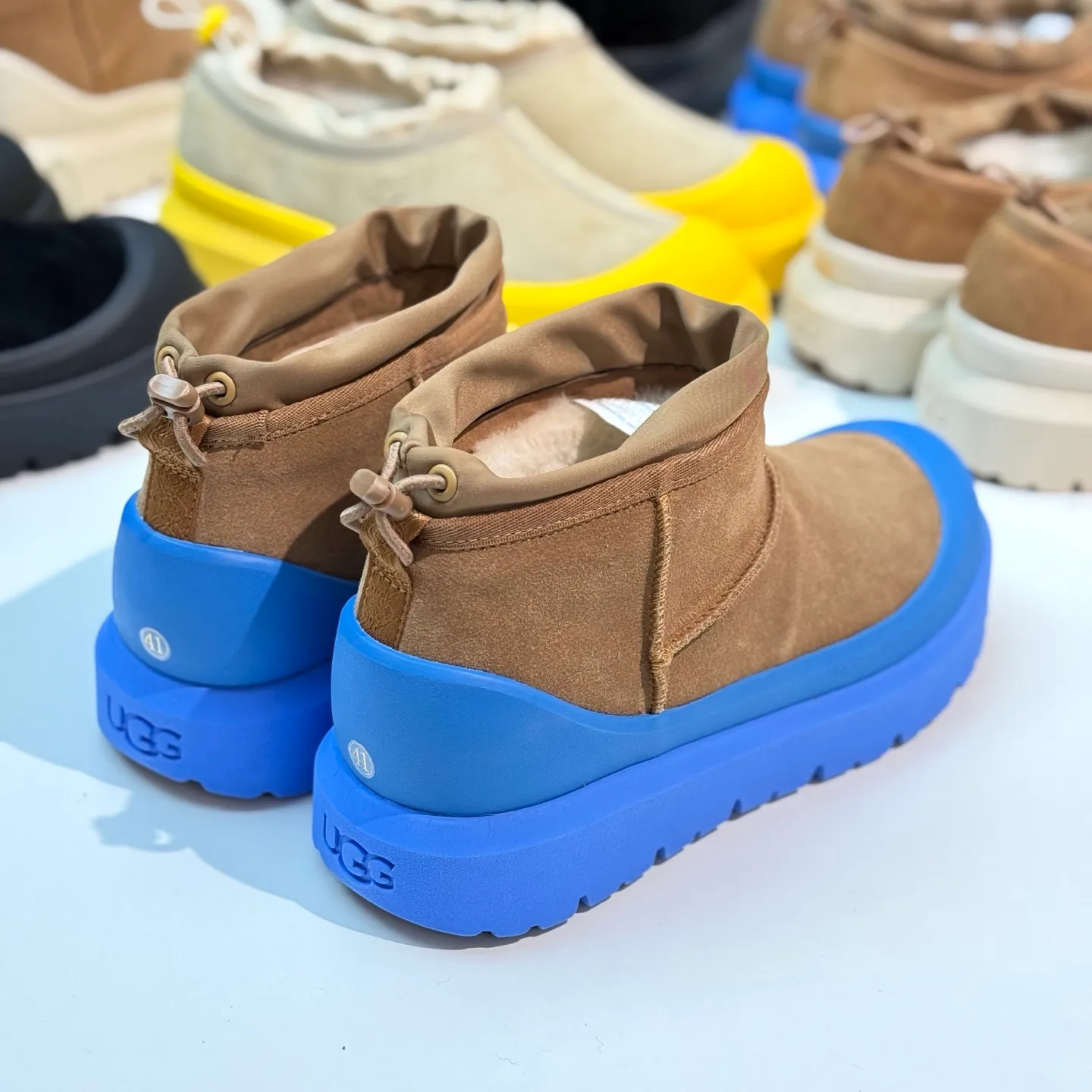 Local 💰600 2025 new Wang Yibo 4196 exclusive version original OEM grade UGG Wang Yibo same model high-end exclusive supply pyramid-top workmanship quality high-end needs to come #big advantage supply❗️❗️❗️ low-top men's and women's shoes size: 36 37 38 39 40 41 42 43 44 45